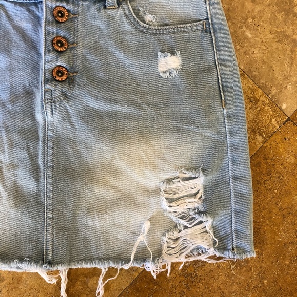 Forever 21 girls denim skirt - Picture 2 of 5